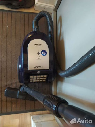 Пылесос Samsung 1600 Вт. Безмешковой. Оригинал