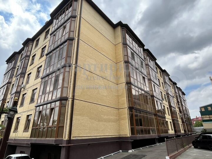 3-к. квартира, 101 м², 3/5 эт.