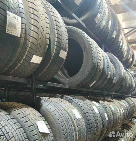 Nokian Tyres Hakkapeliitta R3 235/45 R18 98N