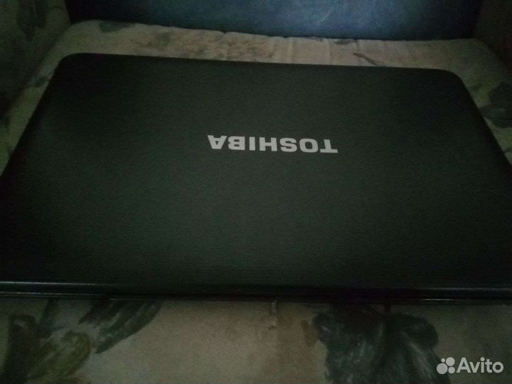 Ноутбук toshiba