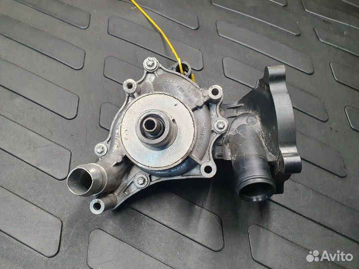 Водяная помпа Audi A8 D3/4E рест. 2007 079121014F