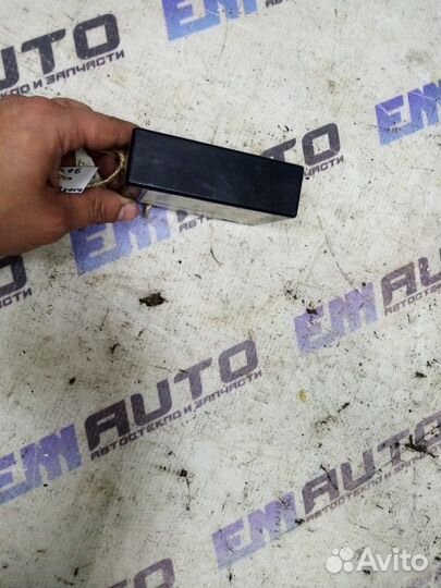 Блок управления центральным замком Шевроле Лачетти