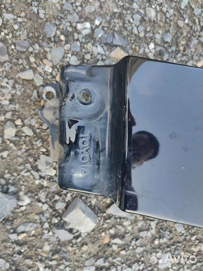 Крыло переднее правое Toyota land Cruiser 200