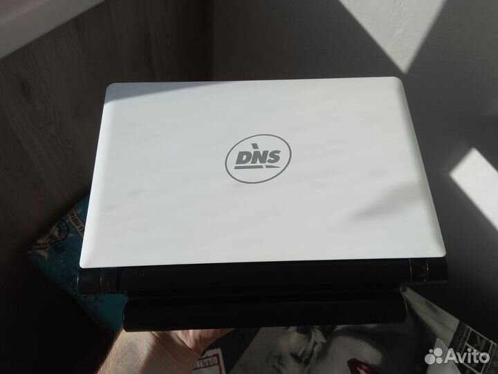 Ноутбук dns w210cuqw