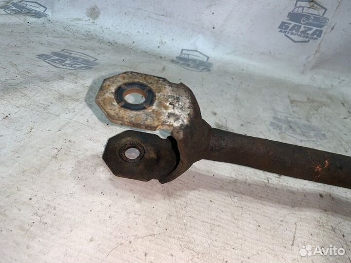 Тяга продольная задняя правая Toyota Vista SV30