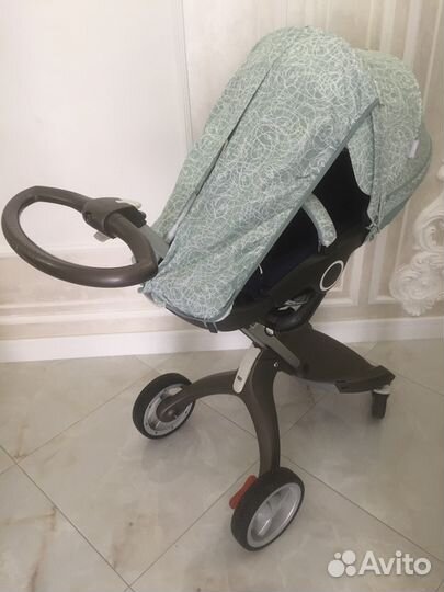 Коляска Stokke Xplory V4 2 в 1 + аксессуары