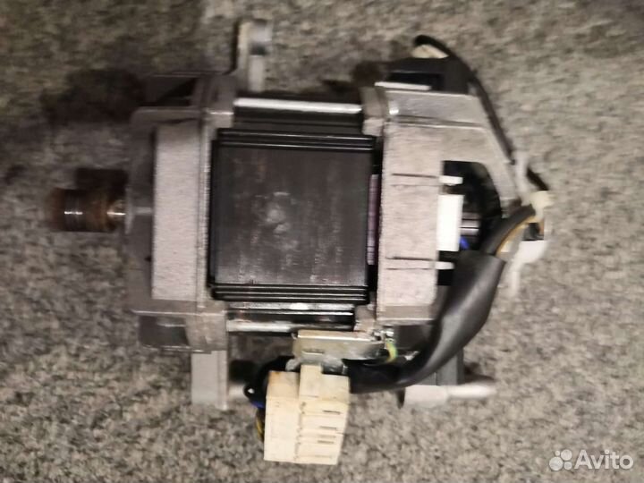 Двигатель от стиральной машины 2806850500