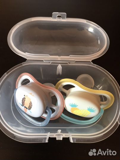 Пустышки Avent 0-6 мес