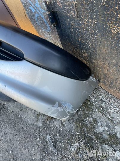 Бампер передний peugeot 206