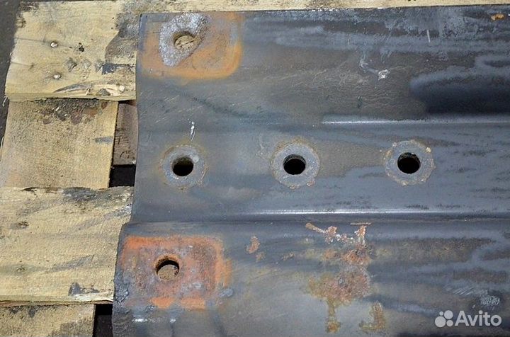 Пластина под сцепное устройство (седло) MAN TGX 18.440 (01.07)