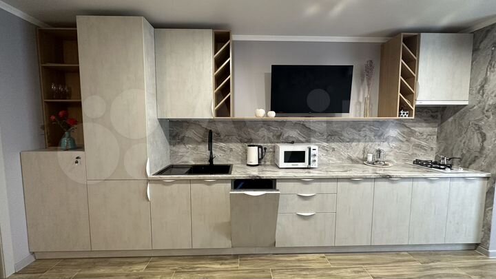 1-к. квартира, 49,2 м², 1/4 эт.