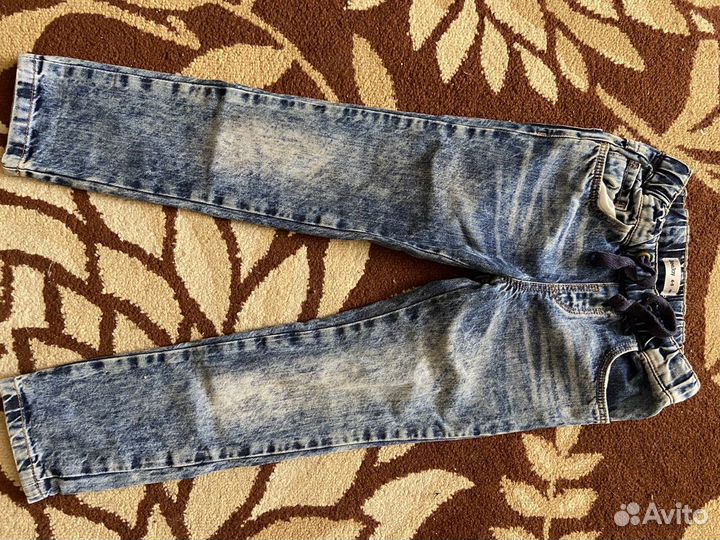 Джинсы