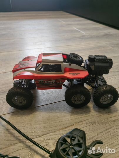 Машина на пульте управления