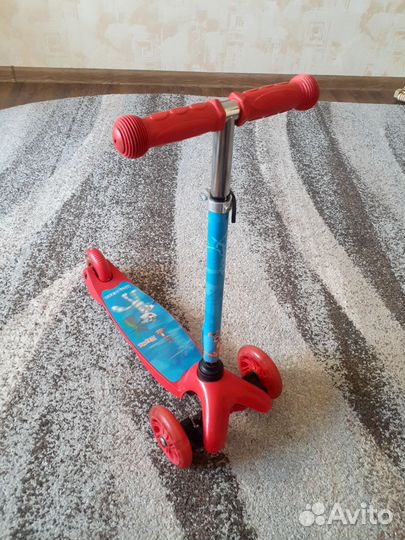 Самокат детский трехколесный