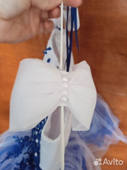 Платье нарядное