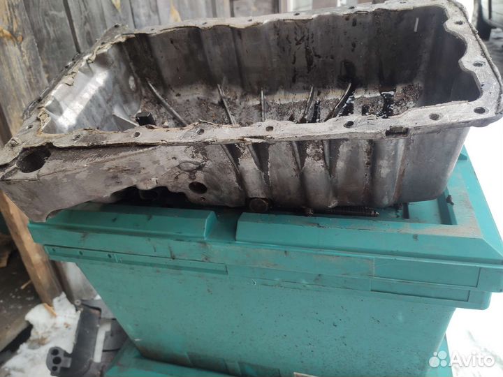 Поддон двигателя AGU AGN 1.8л