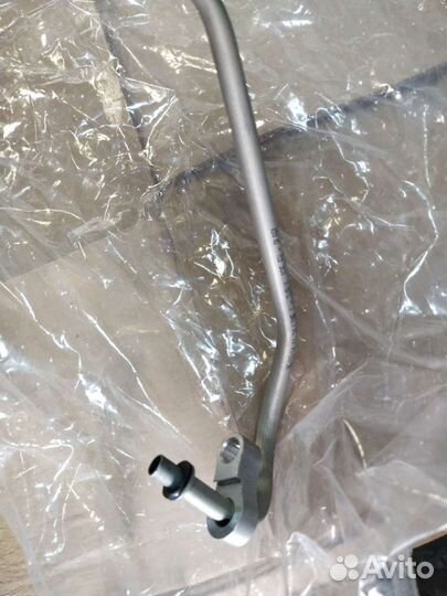 Трубка системы охлаждения АКПП Opel Astra J a16xer