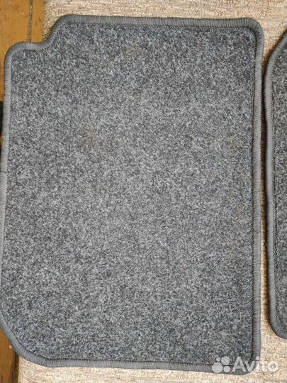 Задние ковры