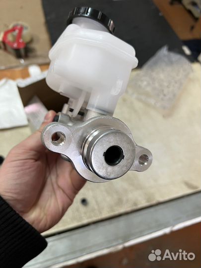 Тормозной цилиндр гтц lancer outlander 1 Без ABS