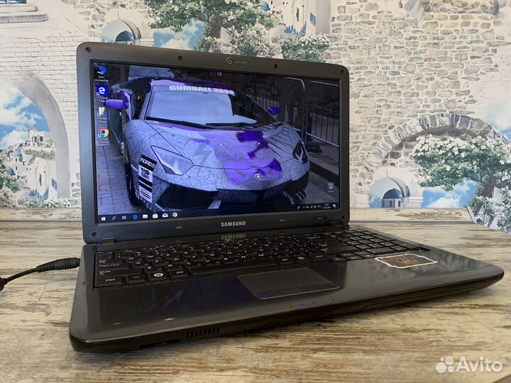 Добротный Samsung (15'6/120GB/RAM 3GB)