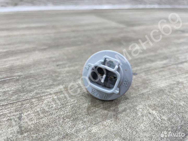 Патрон лампы поворотника фары Grand Vitara 3 / SX4