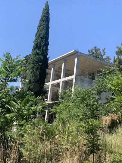 Дом 327,7 м² на участке 6 сот.