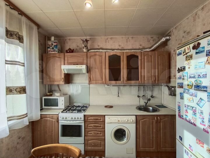 3-к. квартира, 65 м², 6/10 эт.