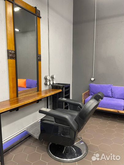 Сдам место барбера в аренду по часам