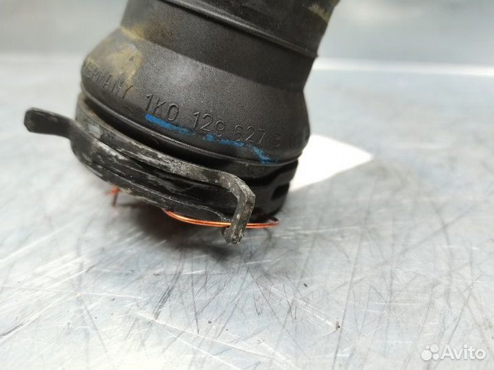 Патрубок турбины Skoda Octavia (A5 1Z) 2004-2013