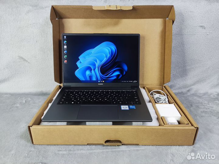 Huawei MateBook 14 Intel Core I3 1215U 8/256