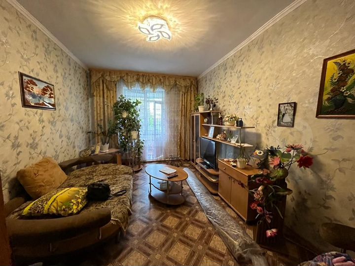 2-к. квартира, 69,3 м², 1/2 эт.