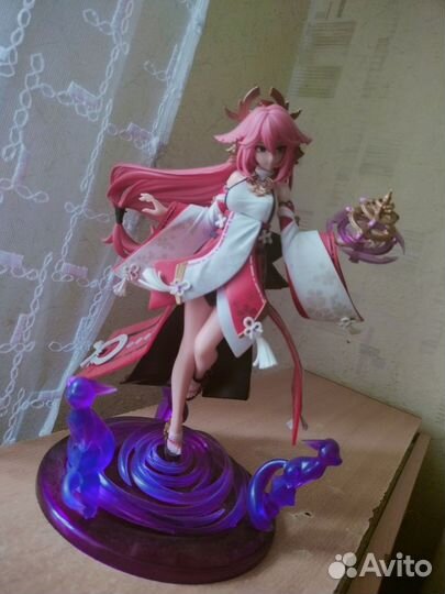 Объемная фигурка Яэ Мико из genshin impact