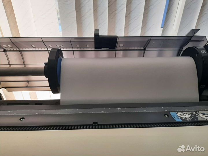 Плоттер Canon iPF670