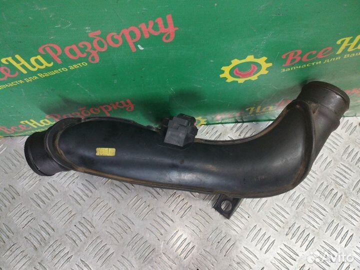 Патрубок интеркулера Volkswagen Tiguan внедорожник
