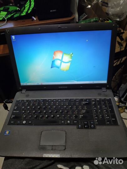 Ноутбук Samsung NP-R530-JA04RU