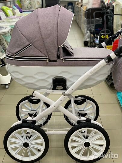 Коляска Adamex Chantal retro 2в1