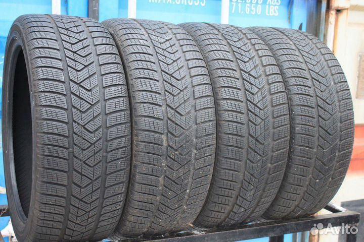 Pirelli Scorpion Winter 255/40 R21 91B
