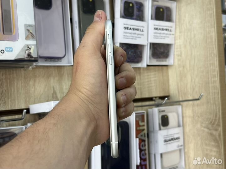 iPhone Xr, 64 ГБ