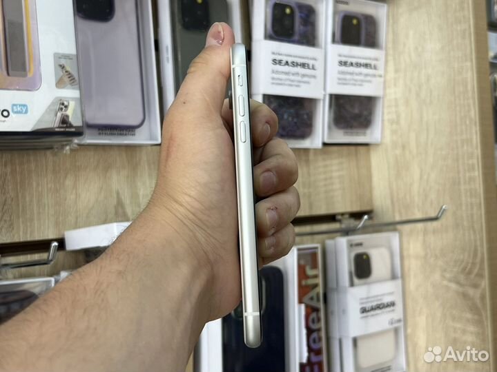 iPhone Xr, 64 ГБ