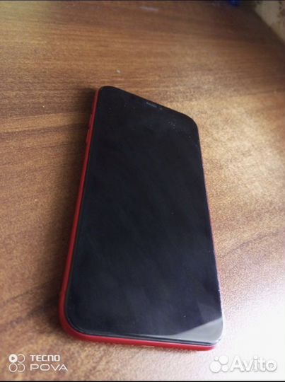 Телефон iPhone 11