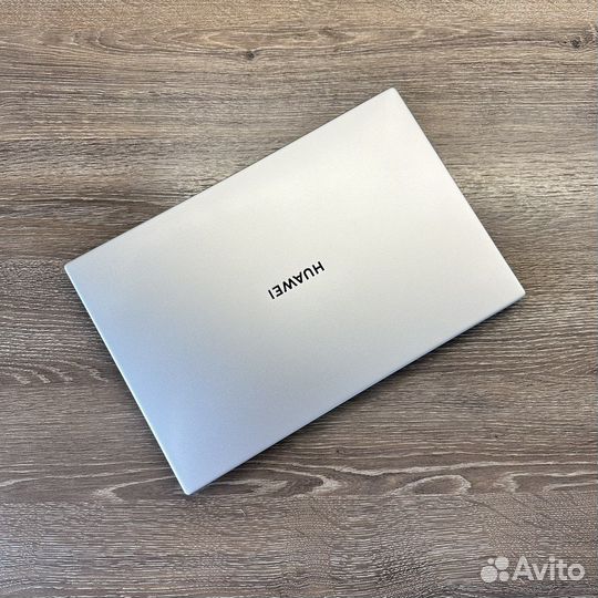 Huawei MateBook D 14