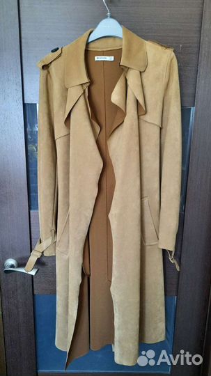 Тренч Stradivarius