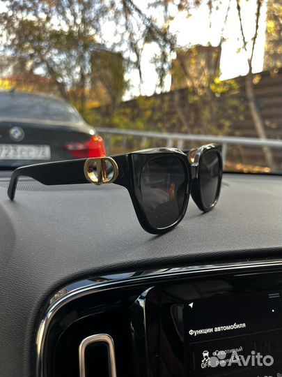 Солнцезащитные очки dior