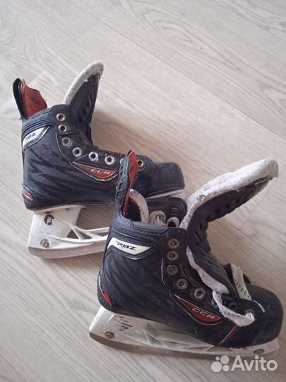 Коньки хоккейные детские