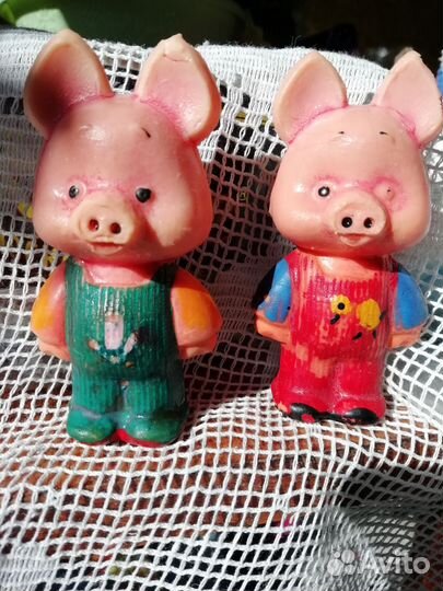 Снегурочка СССР пласт. Хрюша, каталка, лук со стр