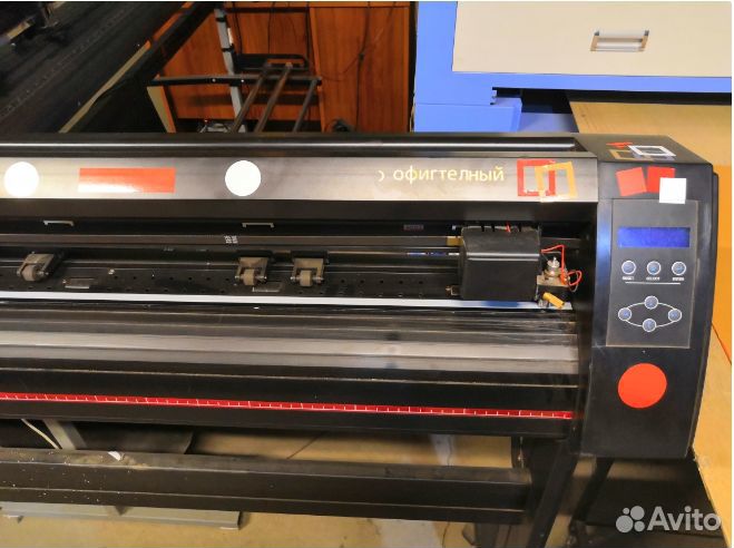 Режущий плоттер