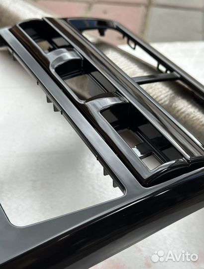 Консоль Приора 2 черный лак