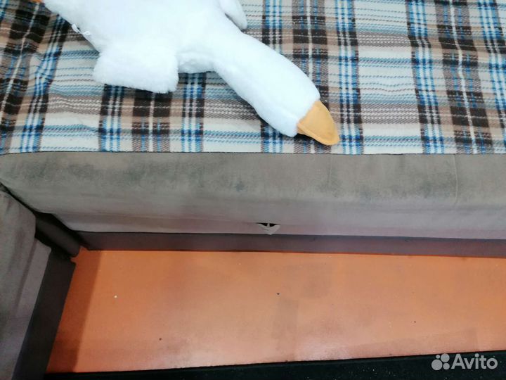 Угловой диван