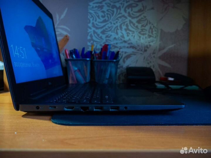 Ноутбук dell inspiron 5570