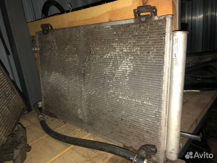 Радиатор кондиционера Toyota Avensis T250 2.4